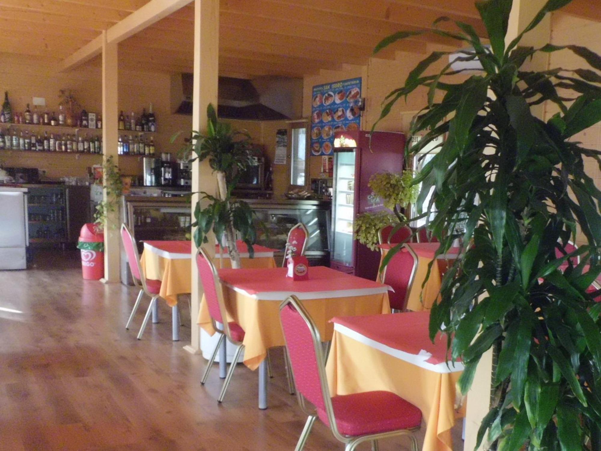 Motel San Isidro Villarrubio Eksteriør bilde