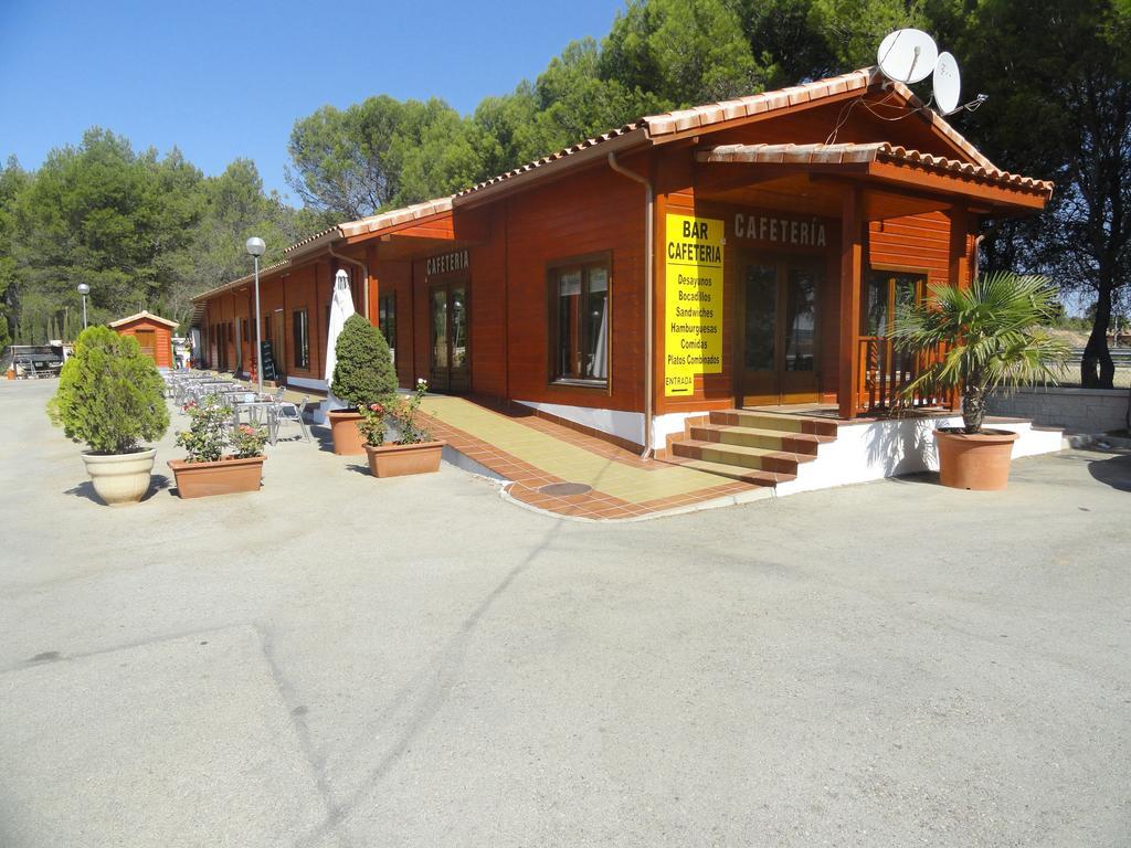 Motel San Isidro Villarrubio Eksteriør bilde