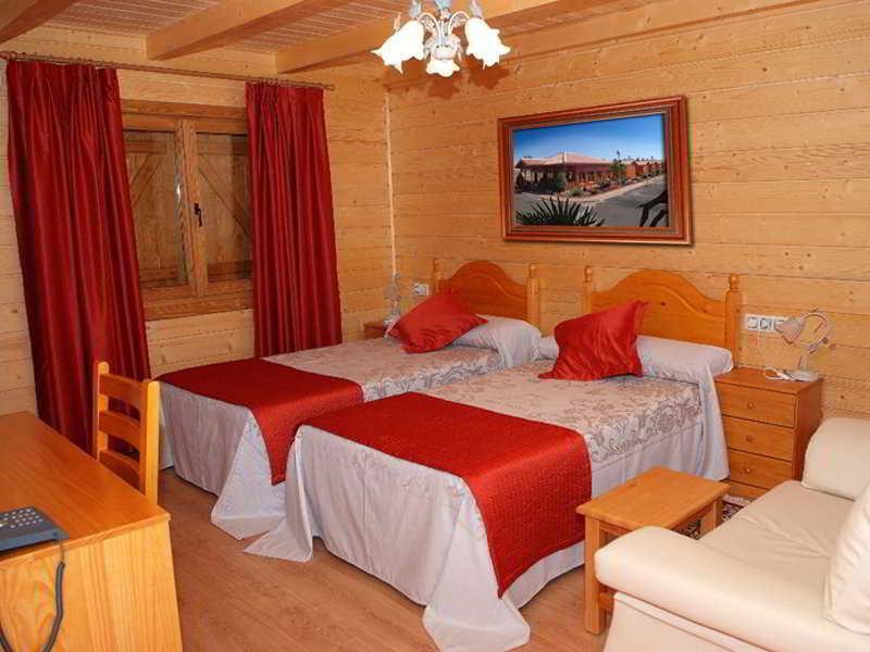 Motel San Isidro Villarrubio Eksteriør bilde