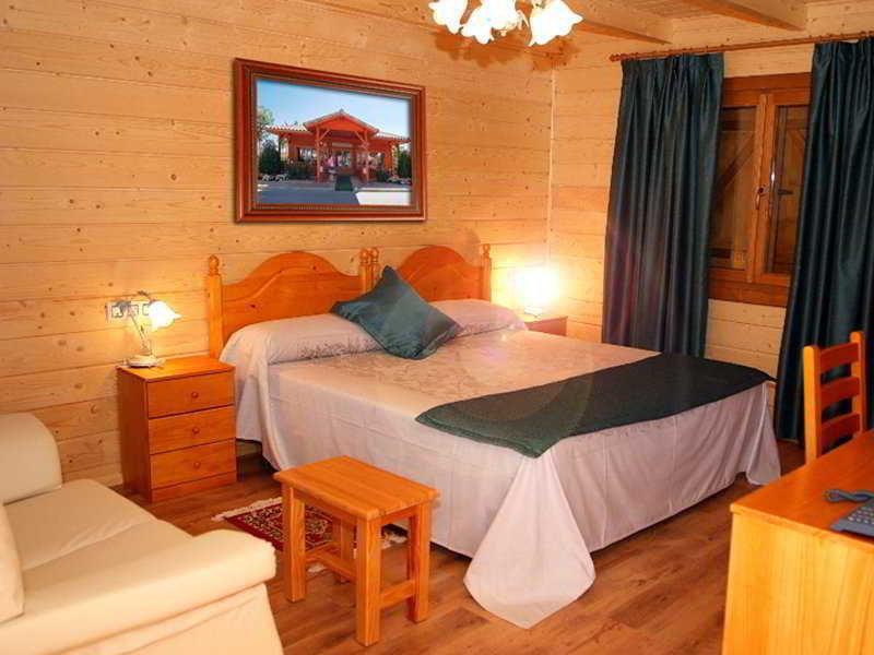 Motel San Isidro Villarrubio Eksteriør bilde